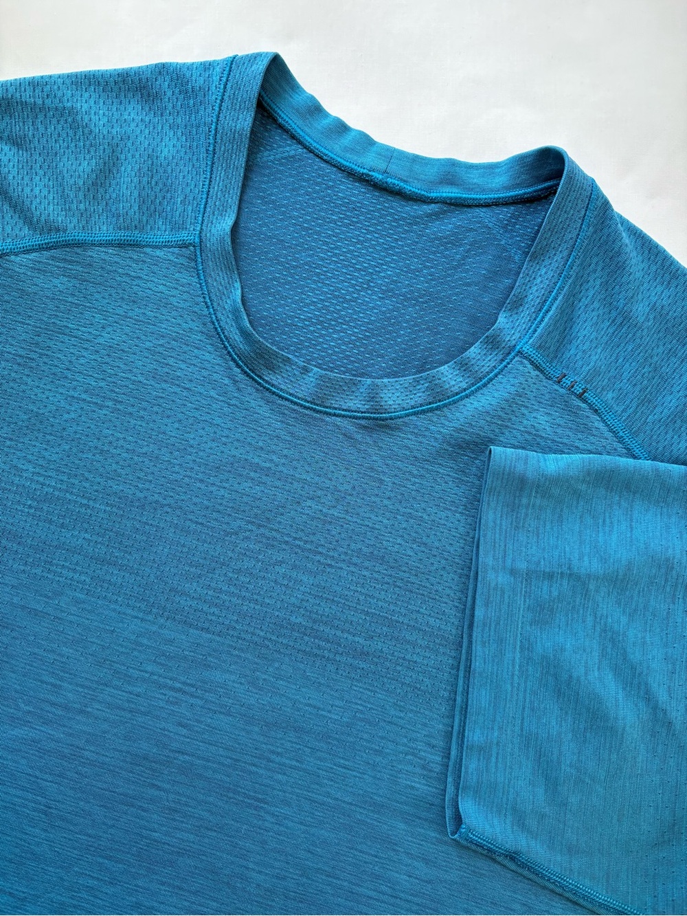 Lululemon Metal Vent Tech Short Sleeve Size XL